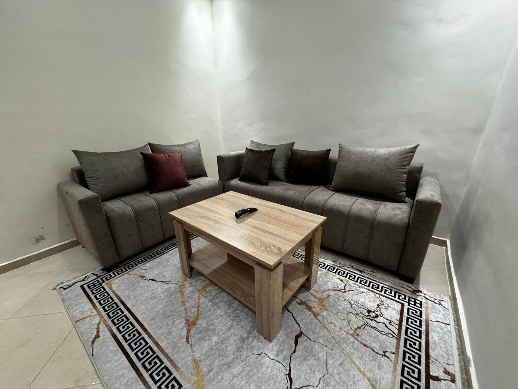 Appartement Spacieux Et Calme A Proximite De La Mer Et La Gare Agdal ラバト エクステリア 写真