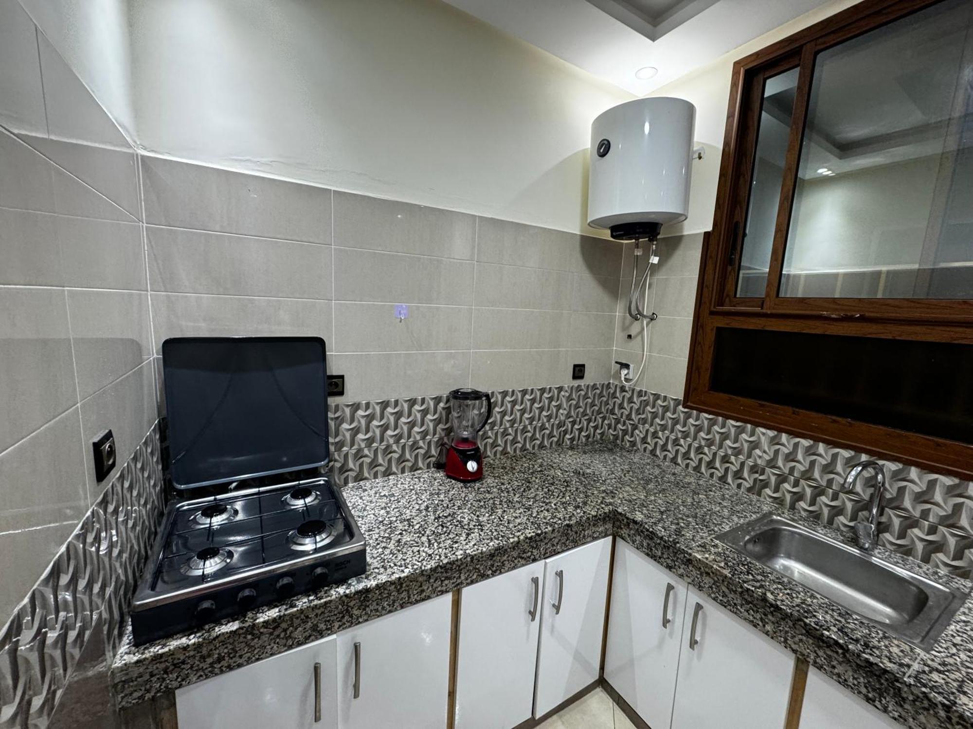 Appartement Spacieux Et Calme A Proximite De La Mer Et La Gare Agdal ラバト エクステリア 写真